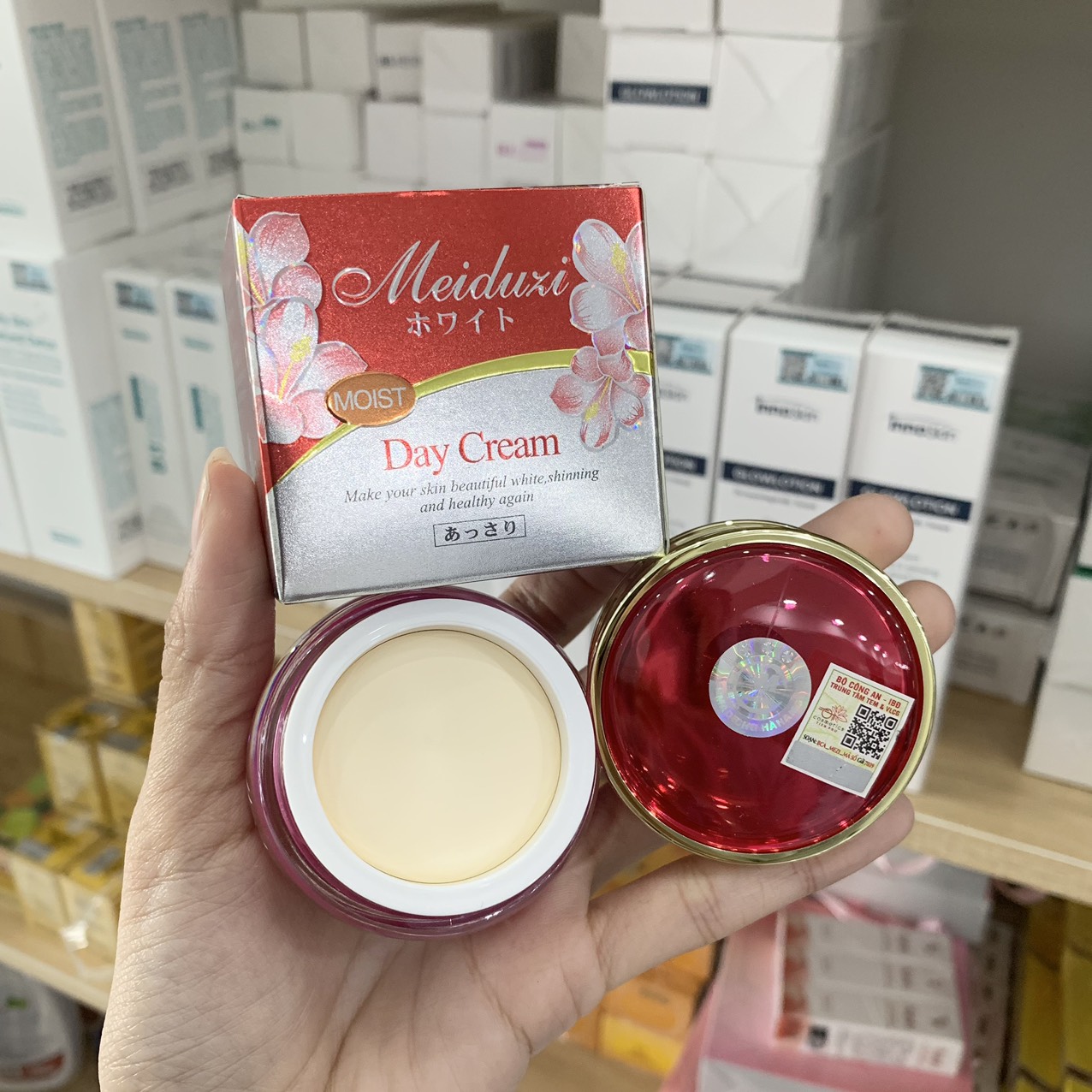 Bỏ sỉ kem Meiduzi Đỏ Ban Ngày Tem Vuông Bỏ sỉ kem Meiduzi Đỏ Ban Ngày Tem Vuông