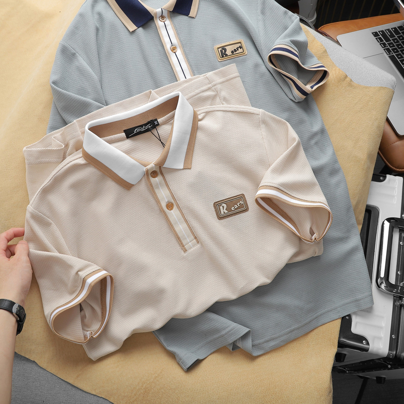 Giá sỉ áo Thun Nam Polo Cổ Bẻ Phối Tag Chữ Rears Giá sỉ áo Thun Nam Polo Cổ Bẻ Phối Tag Chữ Rears