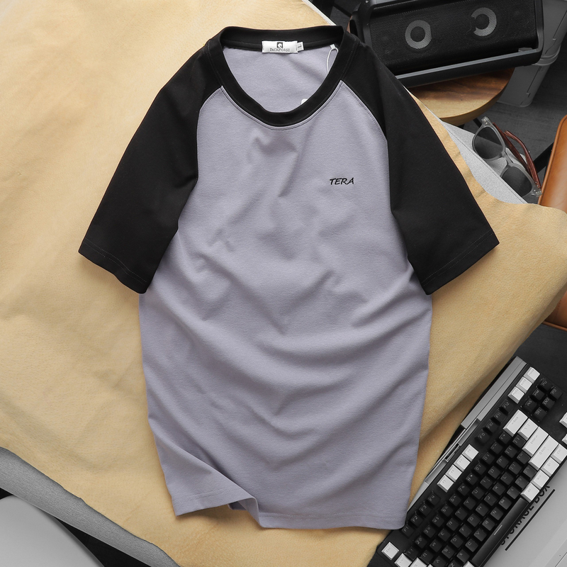 Áo Thun Nam Cổ Tròn Pack Horse Tay Phối Màu Thêu Chữ TERA Áo Thun Nam Cổ Tròn Pack Horse Tay Phối Màu Thêu Chữ TERA
