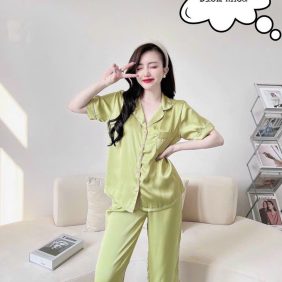 Đồ bộ pijama quần lửng áo tay ngắn màu trơn - DBO3239