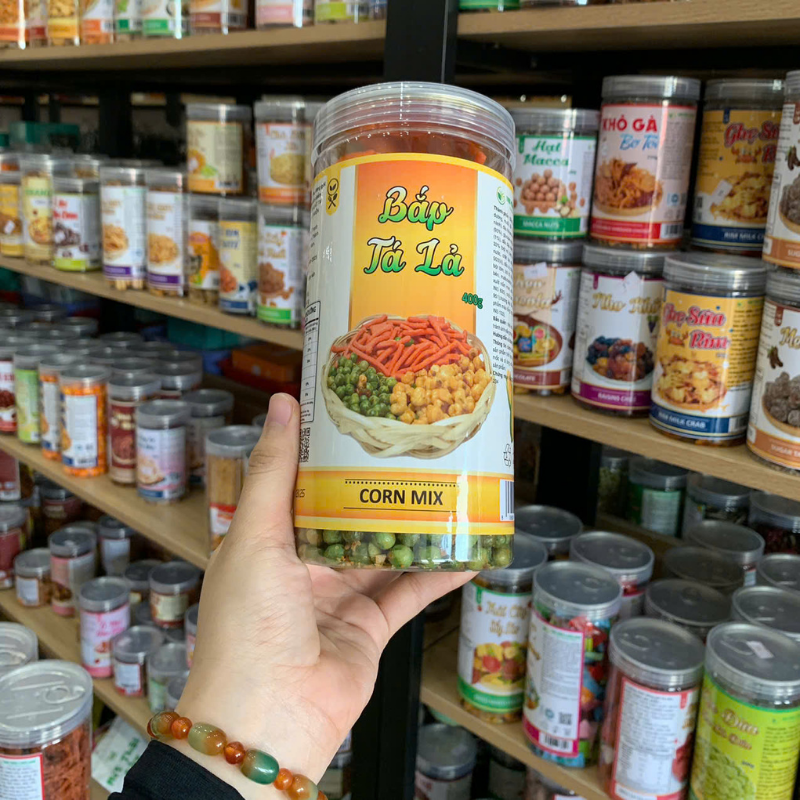 22536_153_20251203174138.png Bắp Tá Lả (Đậu hà lan - bim bim que - bắp mắm) Thơm Ngon 400g Hộp - BTL