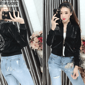 Áo khoác phi xà cừ đính hạt logo tròn