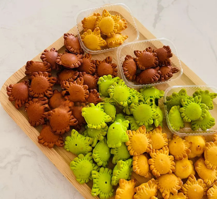 Bánh Cua Nhân Kem Mix 3 Vị Thơm Ngon 400g Hộp Bánh Cua Nhân Kem Mix 3 Vị Thơm Ngon 400g Hộp