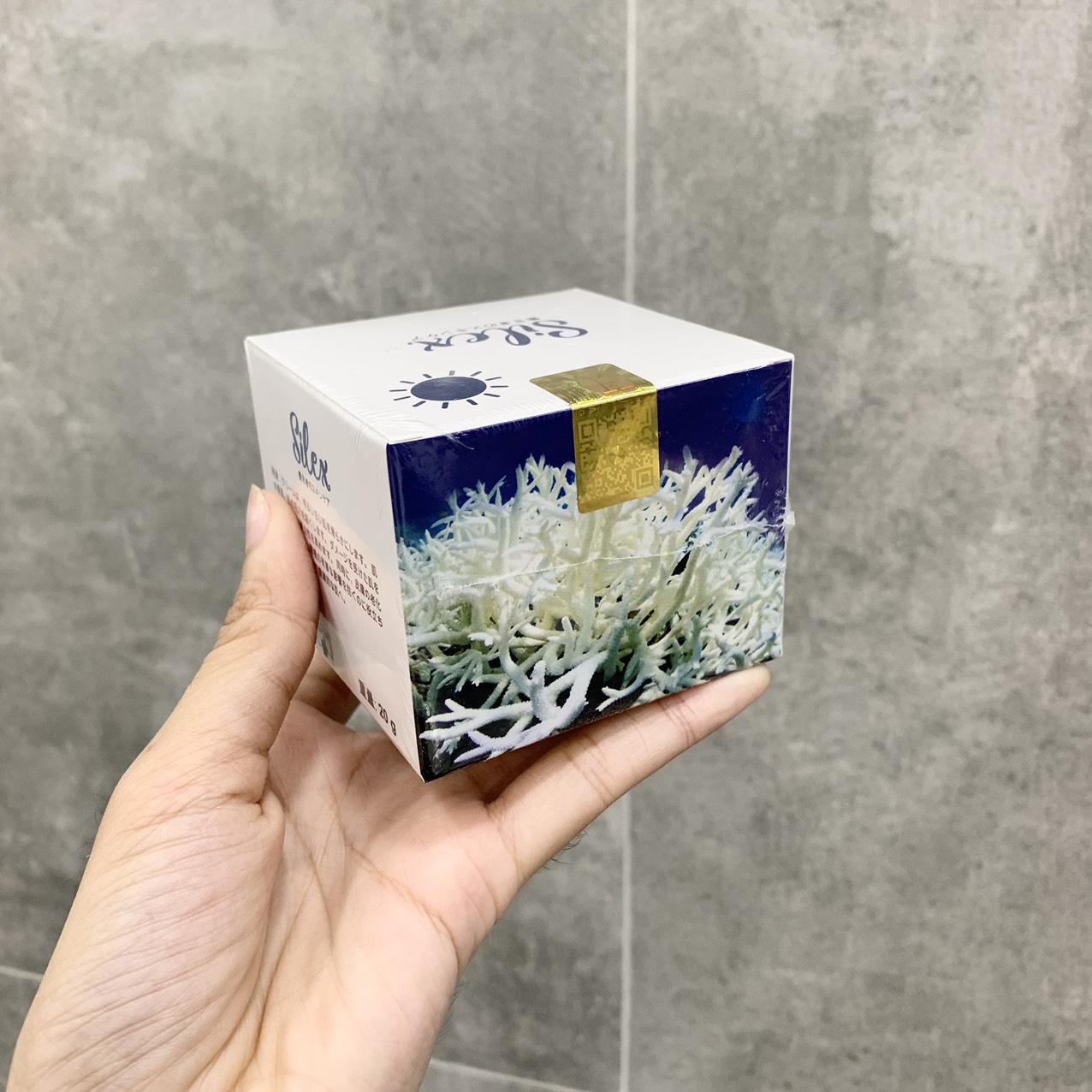 23725-z5264506636962-c07951cc137a62d16de3c10ad07427d2-4.jpg Kem Face Silex Ban Ngày 10g - FACESILEXNGAY