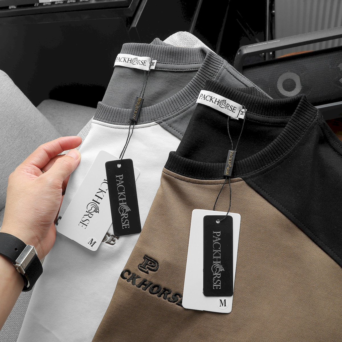 Shop sỉ áo Thun Nam Cổ Tròn Oversize Tay Phối Màu Thêu Chữ PackHorse