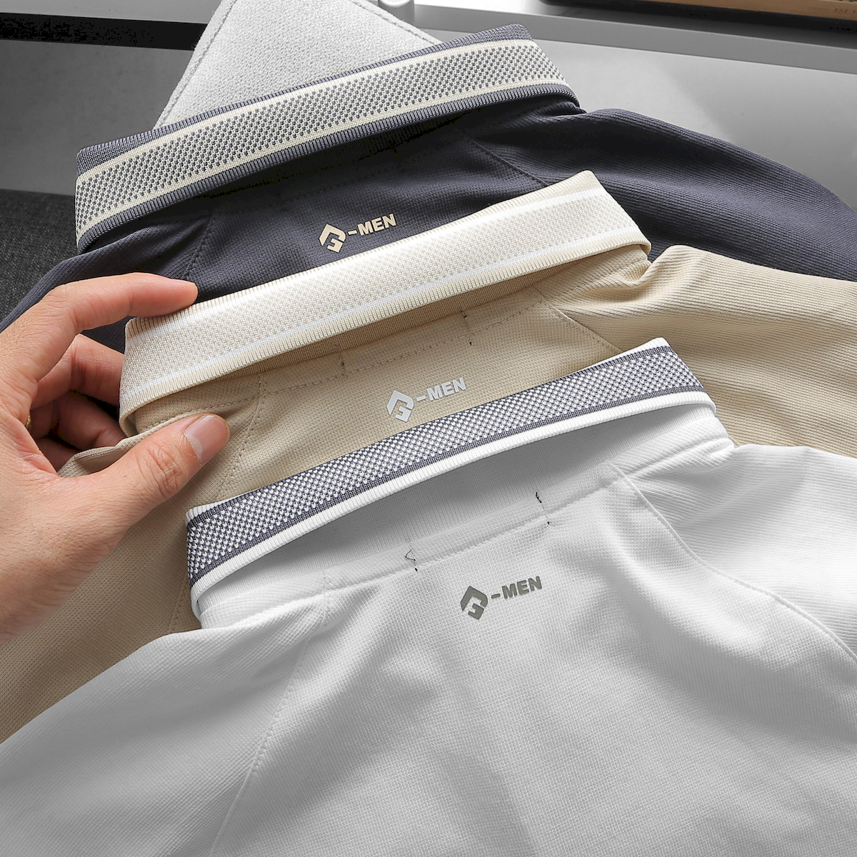 Kho sỉ áo Thun Nam Cổ Bẻ Thêu Nổi Logo Rubik (Có size 3x)