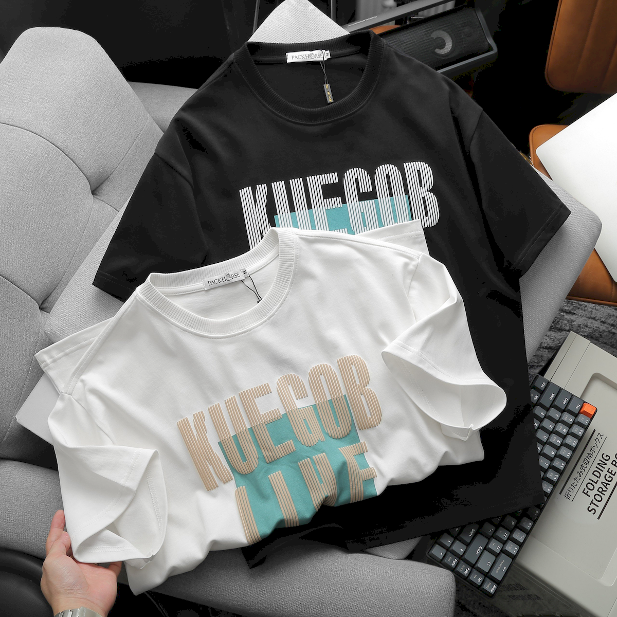 Áo Thun Nam Cổ Tròn Pack Horse Oversize In Chữ Sọc Big Size 110kg