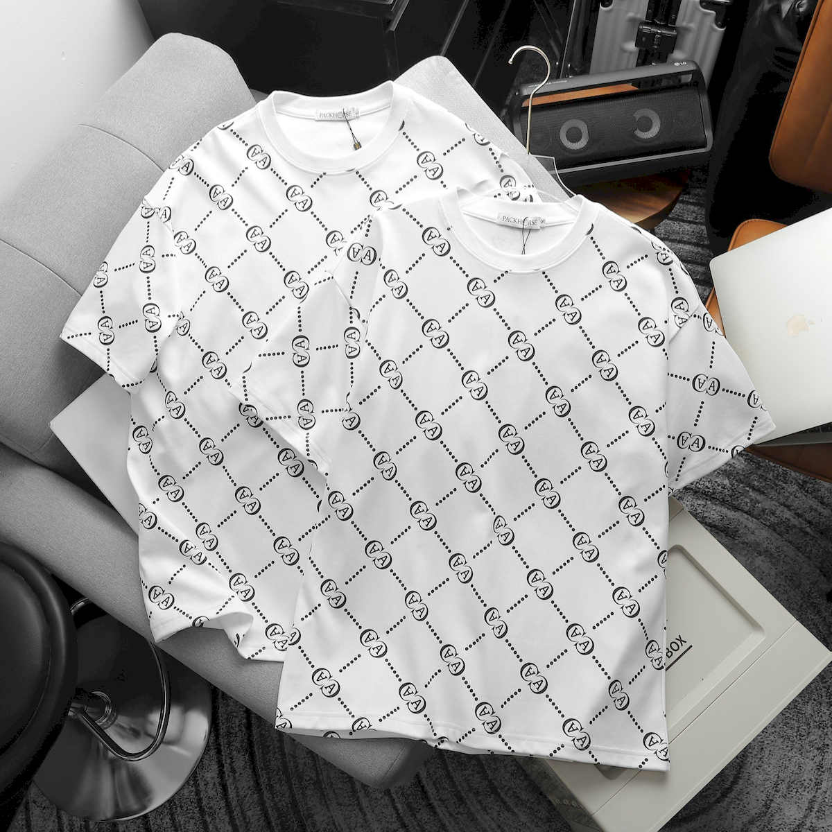 Áo Thun Cặp Nam Nữ Cổ Tròn Pack Horse In Chữ AA