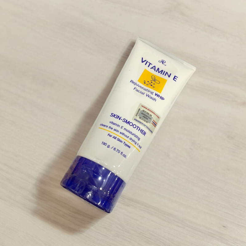Shop sỉ sữa Rửa Mặt Vitamin E AR Thái Lan Tuýp 190g Shop sỉ sữa Rửa Mặt Vitamin E AR Thái Lan Tuýp 190g