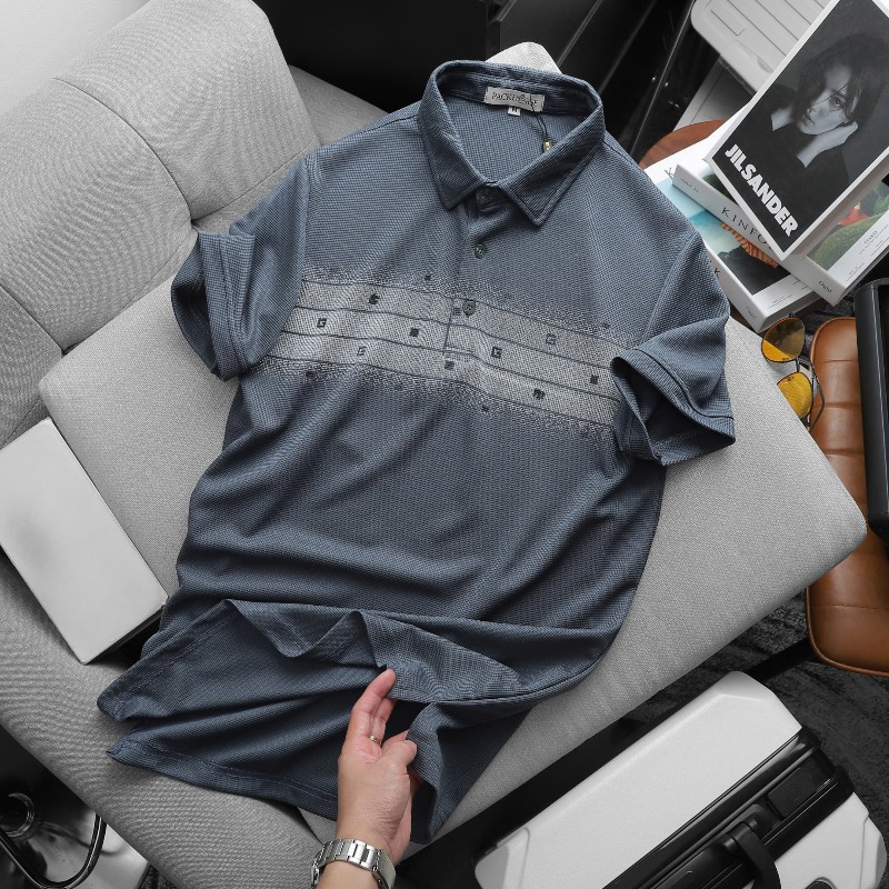 24846_z5730701931987-ed28536d5a56e29f192de6c4d0fd27b8-photoroom_20240814175048-3.jpg Áo Thun Nam Polo Cổ Bẻ Pack Horse Phối Hoạ Tiết Chữ G Độc Đáo - CS232