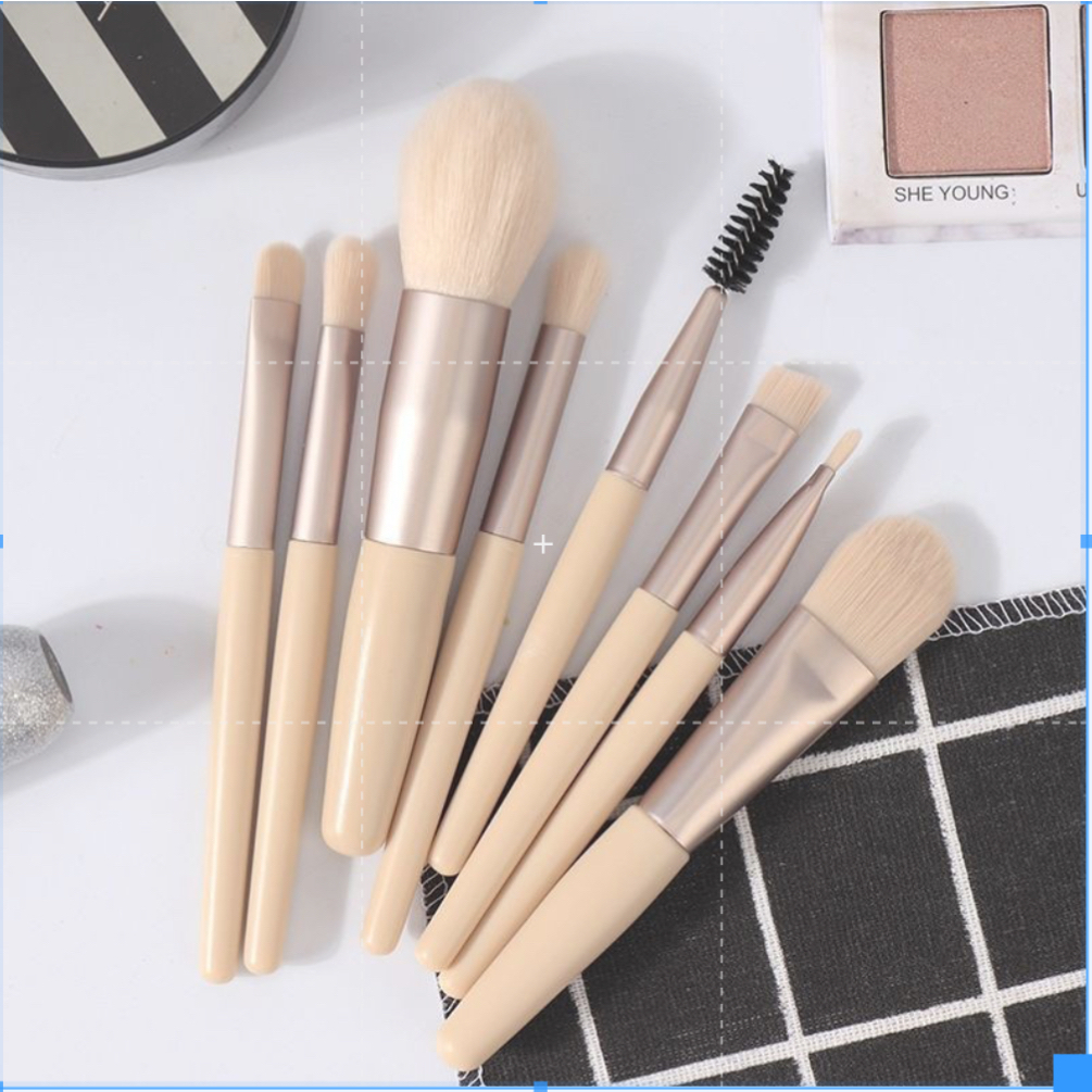 24887_vn-11134207-7r98o-lyz9gc1jnezlfc_20240818102923-3.jpg Bộ Cọ Trang Điểm Cá Nhân 8 Món Tiện Lợi Kèm Túi Zip - BCTD8M