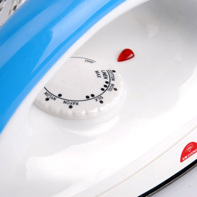 25053_ban-ui-kho-kim-cuong-cao-cap-t602-4_20240916115232-3.jpg Bàn Ủi Khô Kim Cương - BUKKC01