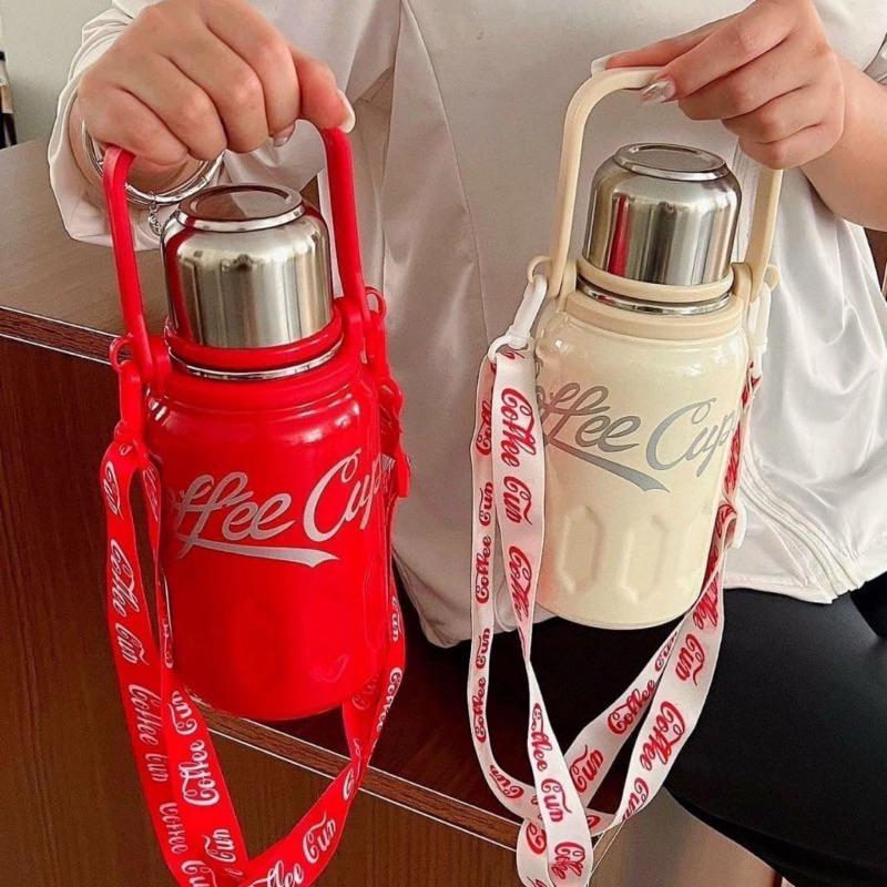 25228_vn-11134207-7r98o-ly0cjvg31ntn19-copy_20240923180717-3.jpg Bình Giữ Nhiệt Coffee Có Quai Đeo Xách 1200ml 24x10x10cm - BGNCC01