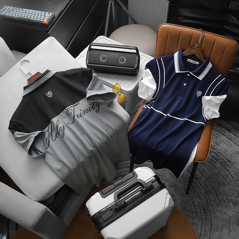 25472_z5945835100271-56324448404b0f15ba51df888bc540f6_20241019165550-1.jpg Áo Thun Nam Cổ Bẻ Pack Horse Logo Thêu Nổi In Chữ Holy Trinity (Có Size 3x) - CS235