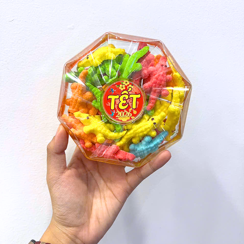 25633_khung-do-an-vat-tet-2026-9_20251101154449-3.png Hộp Kẹo Dẻo Cá Sấu Bát Giác 150G Hộp Quà Tết 2026 - KDCSHBG150