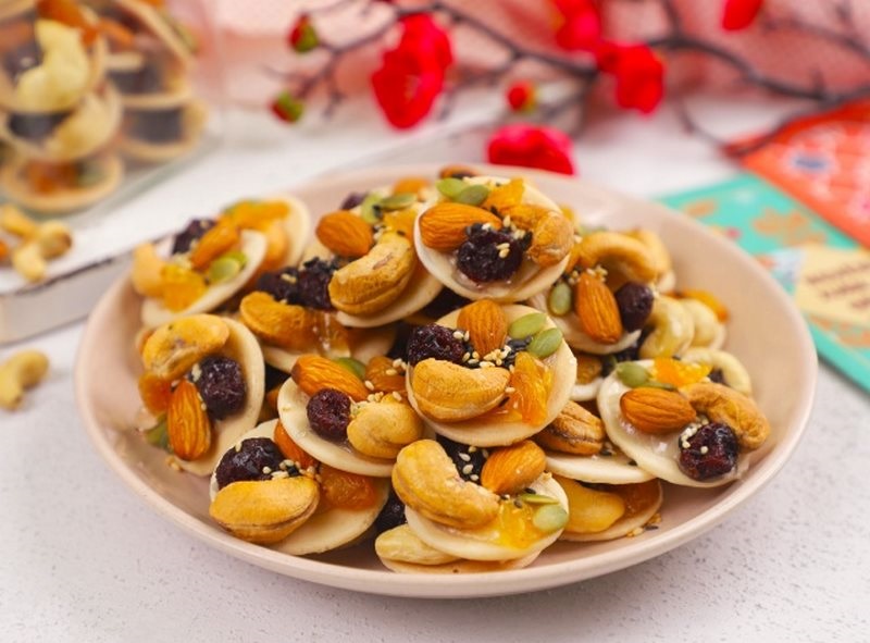 25748_banh-dong-tien-mix-hat-2_20241113145719-6.jpg Hộp Bánh Đồng Tiền Ngũ Vị Hạt Hộp Tròn 430G Hộp Quà Tết 2026 - BDTNVHHT450