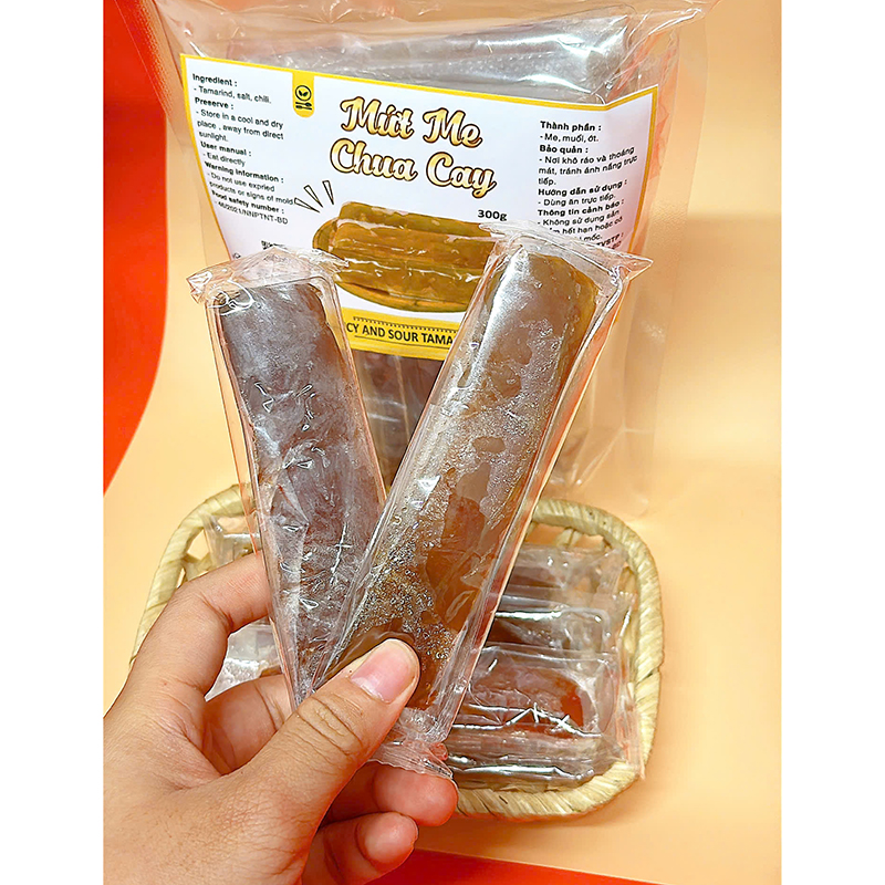 25877_z6125807597209-1e859639e933a433a8bad3f9361f6425_20241214161405-1.jpg Mứt Me Chua Cay Túi Zip 300g - MMCCTZ300