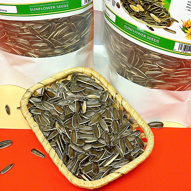 25880_z6125810314568-01db75c375a388d1eba6846032cbc70b_20241214170824-4.jpg Hạt Hướng Dương Túi Zip Trắng Sữa 500g - HHDTZ500