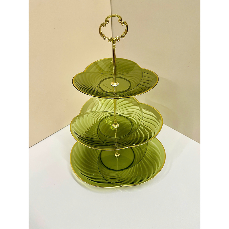 25951_z6219475483979-bf01accfdccba3c5fb03cb5669630f7e_20250115154945-2.jpg Khay Mứt Nhựa Mạ Vàng 3 Tầng Trong Suốt - Khay Đựng Mứt Tết Bánh Kẹo 35,5x26cm - KDM3TTS