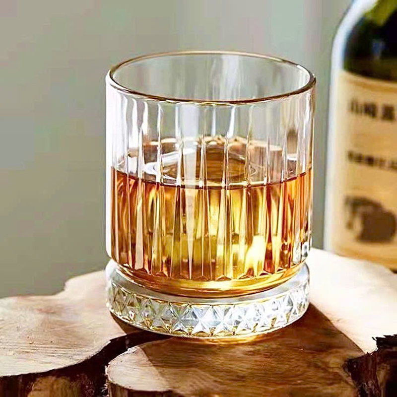 25989_z6233830193084-e7c02c940667a4f04498bb8ef8f004e5_20250118101155-4.jpg Bộ 6 Ly Đáy Kim Cương Trắng Trong Viền Vàng - Cốc Thủy Tinh Cao Cấp 340ml - LTTDKC01