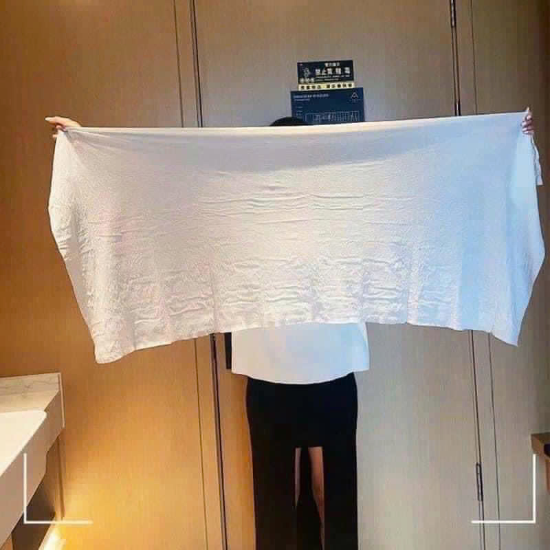 Khăn Tắm Nén Du Lịch Dùng Một Lần - Khăn Tắm Cotton Dạng Viên Nhỏ Gọn 70x140cm Khăn Tắm Nén Du Lịch Dùng Một Lần - Khăn Tắm Cotton Dạng Viên Nhỏ Gọn 70x140cm
