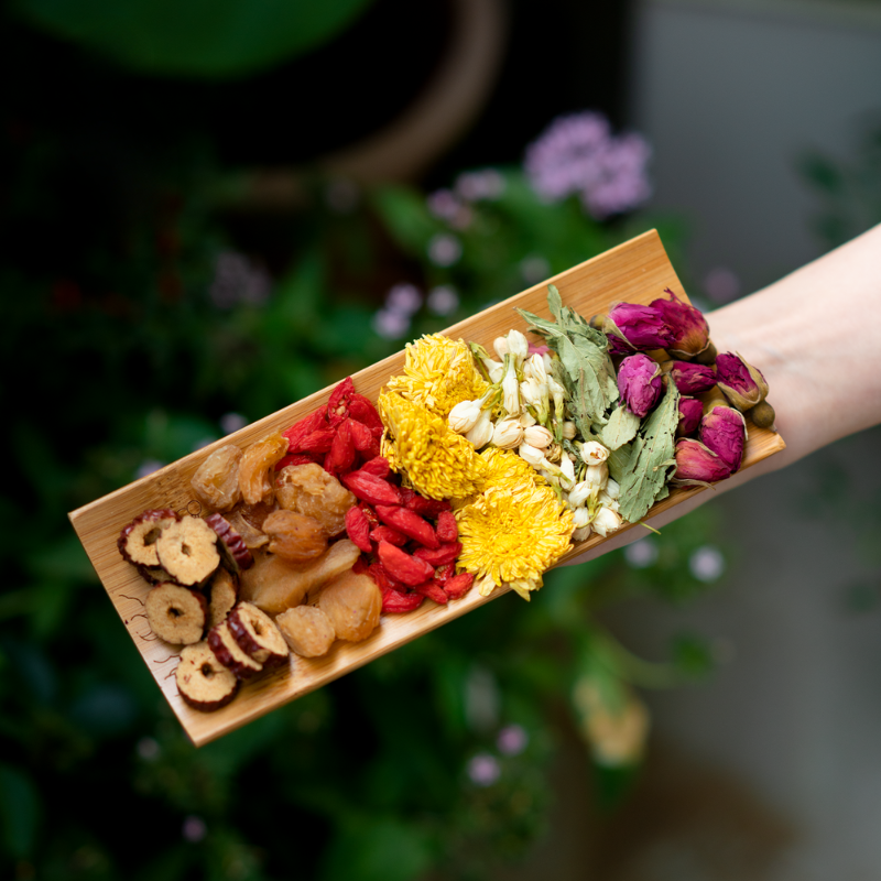 26309_6_20250422121651-4.png Trà Thảo Mộc Dưỡng Nhan 7 Vị 150g Túi Zip - Túi 10 Gói - TTMDN7VTZ150G