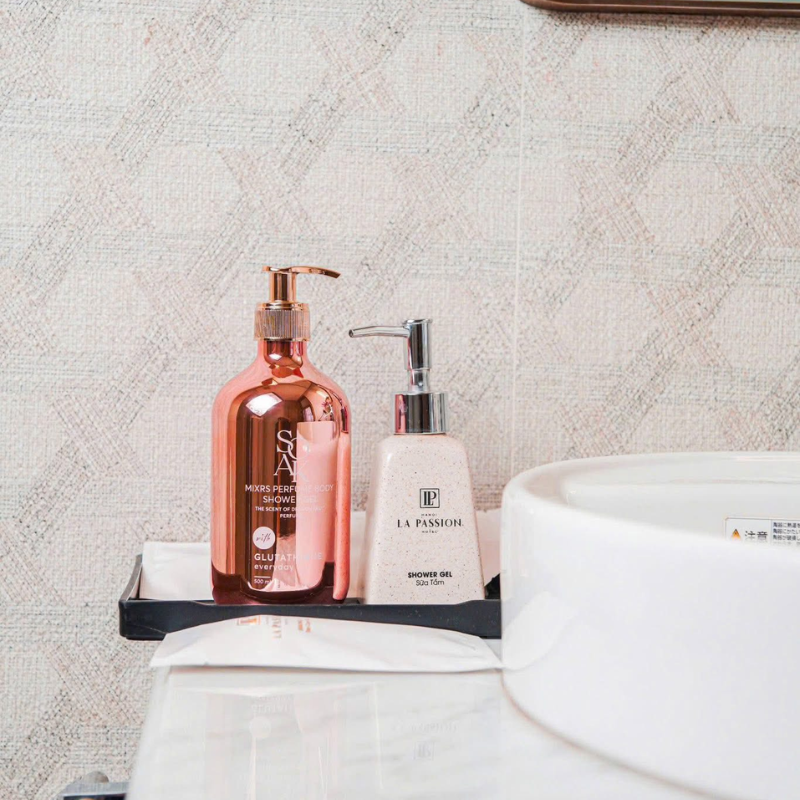 Chuyên sỉ sữa Tắm Hương Nước Hoa Soak Mixrs 500ml Chuyên sỉ sữa Tắm Hương Nước Hoa Soak Mixrs 500ml