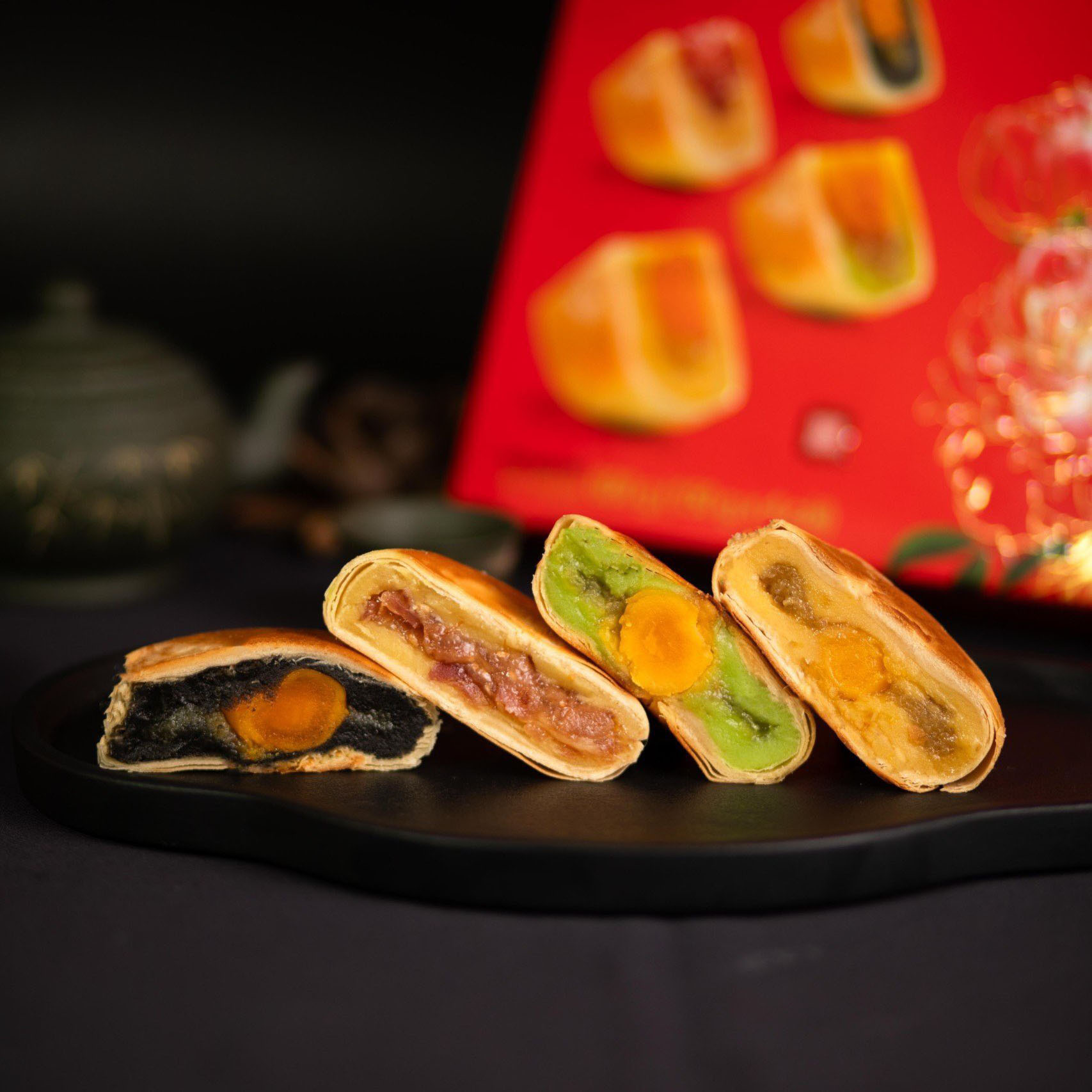 Bỏ sỉ bánh Pía 6 Sao Tân Huê Viên Thơm Ngon (600g x 4 cái) Bỏ sỉ bánh Pía 6 Sao Tân Huê Viên Thơm Ngon (600g x 4 cái)