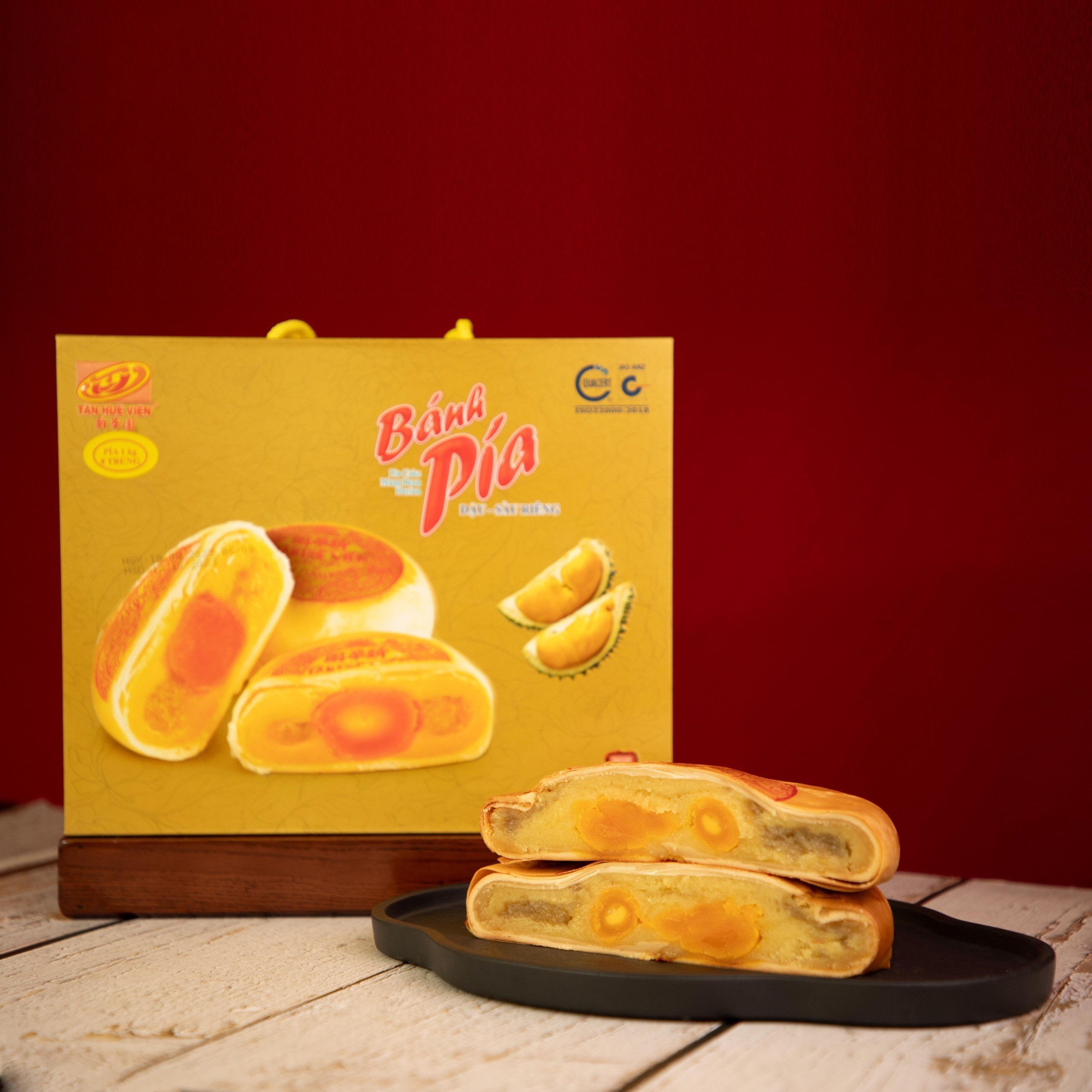 Bánh Pía Đậu Sầu Riêng Tân Huê Viên 8 Trứng 1Kg/1 cái Bánh Pía Đậu Sầu Riêng Tân Huê Viên 8 Trứng 1Kg/1 cái