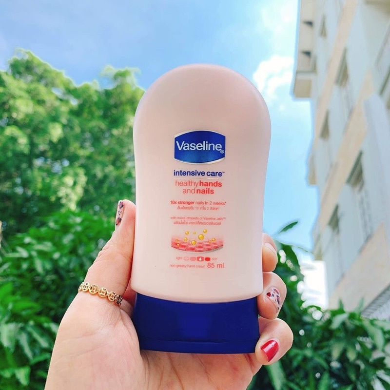 26664_7_20250903112812-1.png Kem Dưỡng Da Và Móng Tay Vaseline Thái Lan 85ml - 8851932143578
