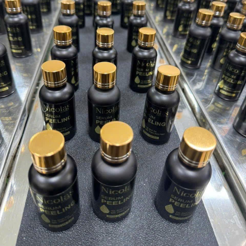 Combo Tái Sinh Nicolas - Serum Peeling 30ml & Kem Face Men Tảo Xanh Collagen 5g