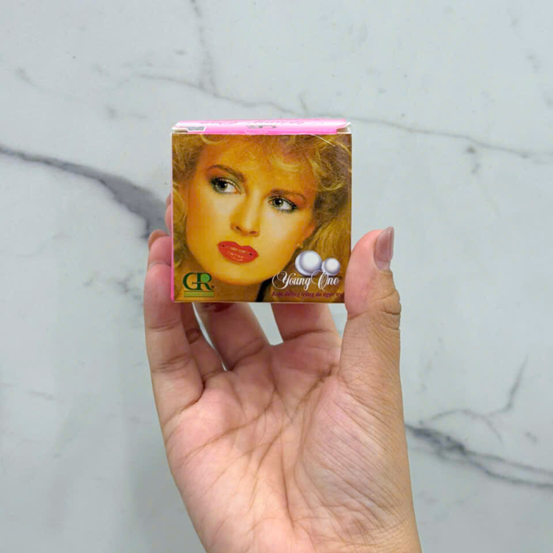 Combo 2 Hộp Kem Face Dưỡng Trắng Da Ngọc Trai Cô Gái Tóc Xù Young One 4.5g/Hộp