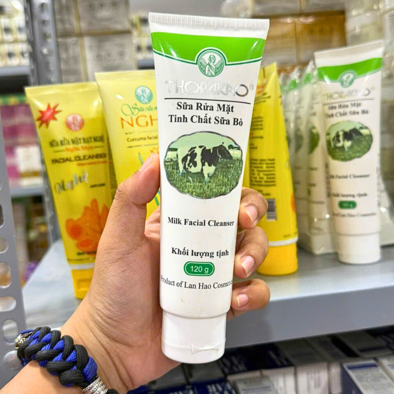 Sữa Rửa Mặt Tinh Chất Sữa Bò Thorakao 120g Sữa Rửa Mặt Tinh Chất Sữa Bò Thorakao 120g