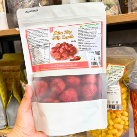 Dâu Tây Sấy Lạnh 200g - Dâu Tây Sấy Thăng Hoa Túi Zip Trắng Sữa - DTSLTZT200G