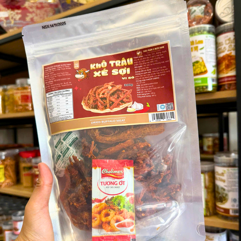 Bỏ sỉ khô Trâu Xé Sợi Tẩm Vị Bò 300g - Túi Zip Bạc Bỏ sỉ khô Trâu Xé Sợi Tẩm Vị Bò 300g - Túi Zip Bạc