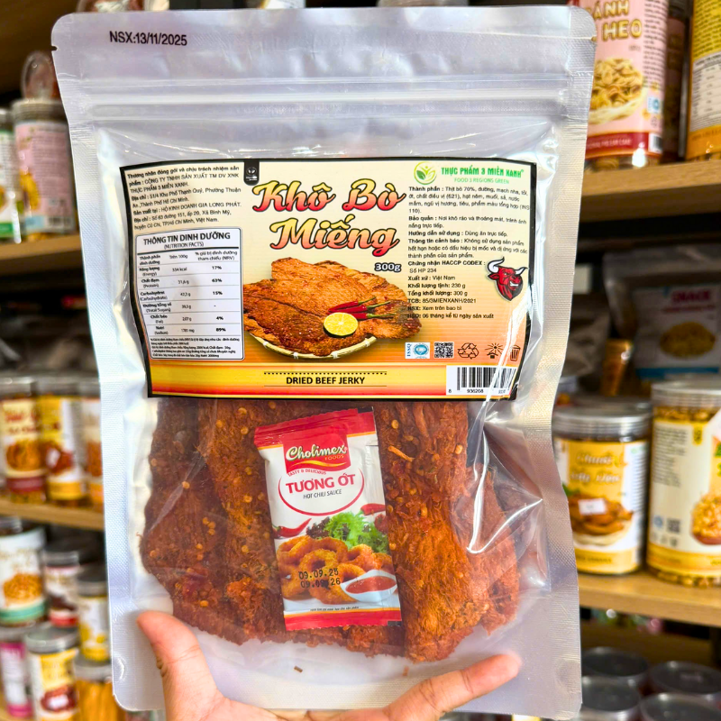 Giá sỉ khô Bò Miếng 300g - Túi Zip Bạc Giá sỉ khô Bò Miếng 300g - Túi Zip Bạc