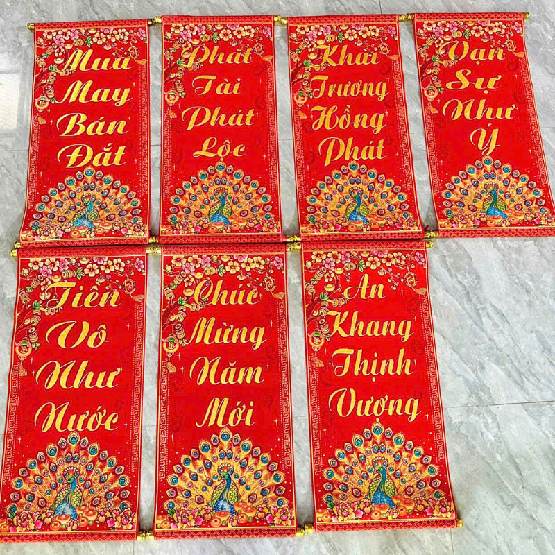 27437_161_20251126155637.png Cặp 2 Câu Đối Đỏ Hình Công Treo Tường Trang Trí Tết 35x75cm - CDTT01