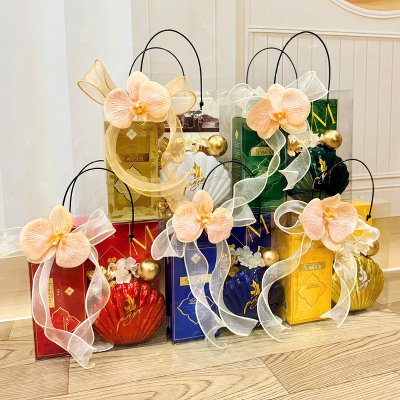 27456_15_20251127120603.png Giỏ Quà Tết Trong Suốt - Quà Tặng Tết Sang Trọng - Quà Trang Trí Tết - QTTT03