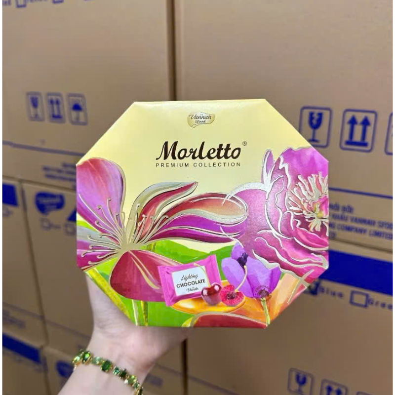Bỏ sỉ kẹo Hộp Bát Giác Morletto Thơm Ngon Sang Trọng Trang Trí Tết Bỏ sỉ kẹo Hộp Bát Giác Morletto Thơm Ngon Sang Trọng Trang Trí Tết