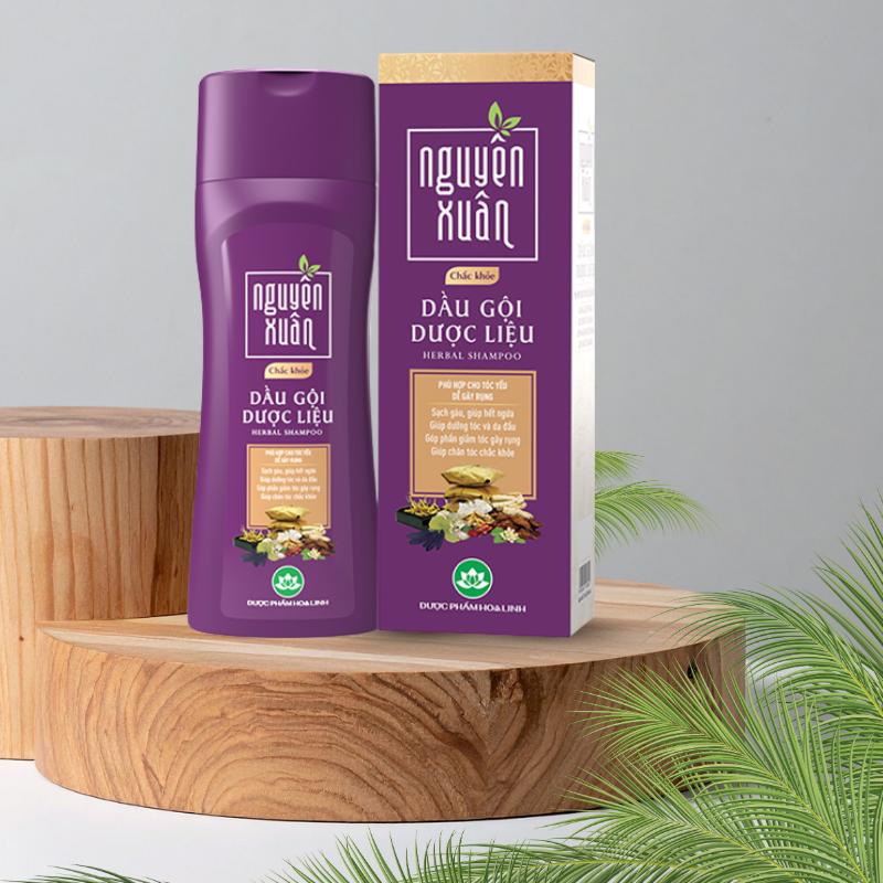 Dầu Gội Dược Liệu Nguyên Xuân Chắc Khỏe Cho Tóc Yếu 250ml - Màu Tím