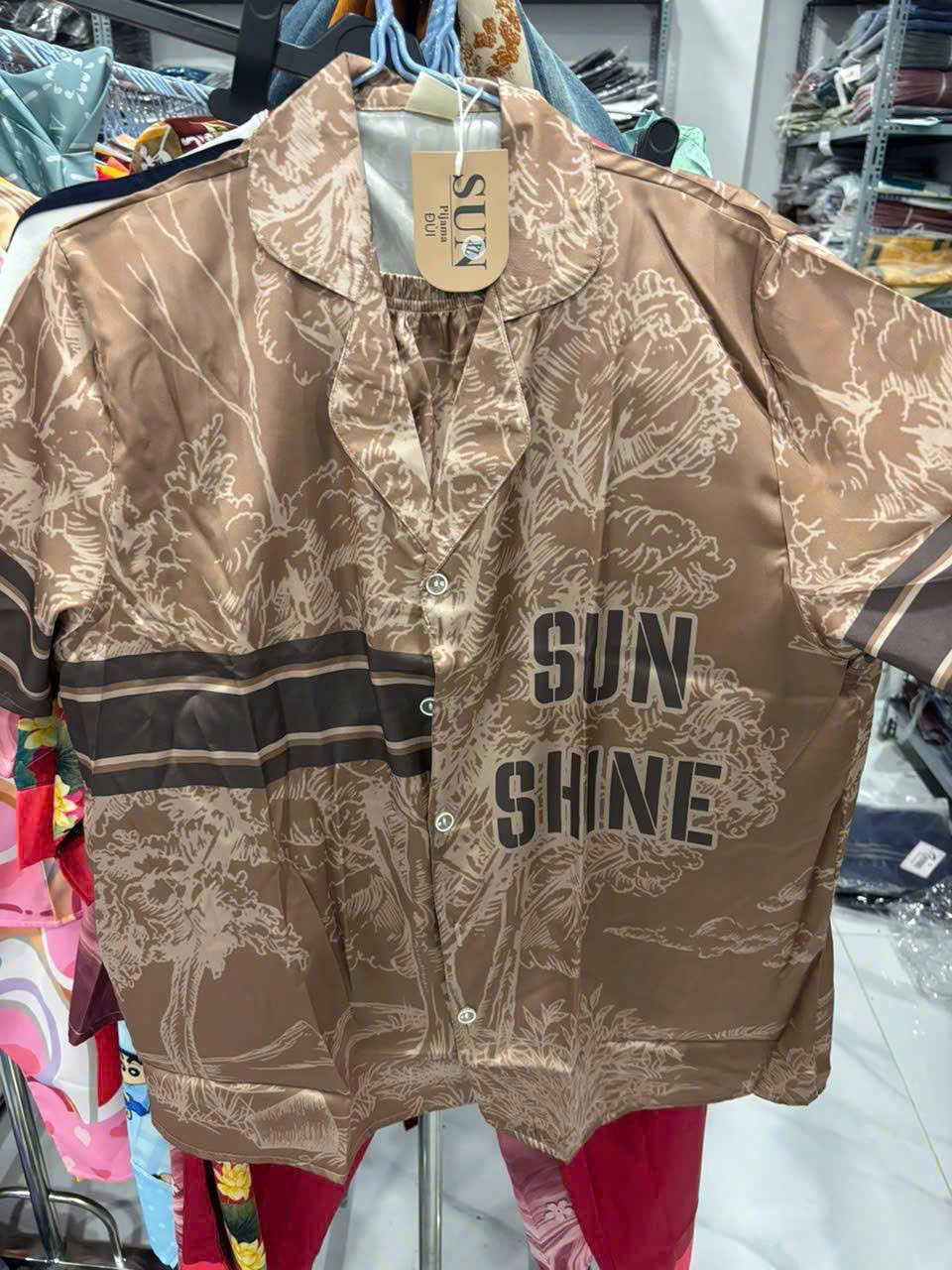 27665_z7714928098750-254342364360f95a7222d0810e67718b_20260412110753.png Đồ Bộ Ngủ Nữ Họa Tiết Đơn Giản Mặc Mát Thoải Mái Big Size 50–75kg - DBO5199