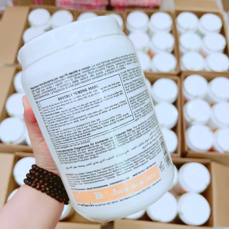 27750_ban-sao-cua-khung-my-pham-4_20251223155658.png Kem Ủ Tóc Fanola Nutricare Restructuring Mask Hỗ Trợ Phục Hồi Tóc Hư Tổn 1500ml - KUTF1500ML