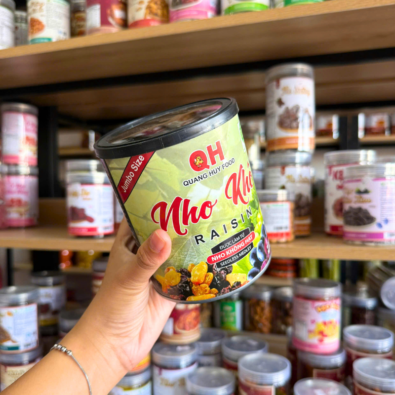 Nho Khô Quang Huy 3 Màu Không Hạt Thơm Ngon 425g - Ngo Khô Không Hạt Nho Khô Quang Huy 3 Màu Không Hạt Thơm Ngon 425g - Ngo Khô Không Hạt