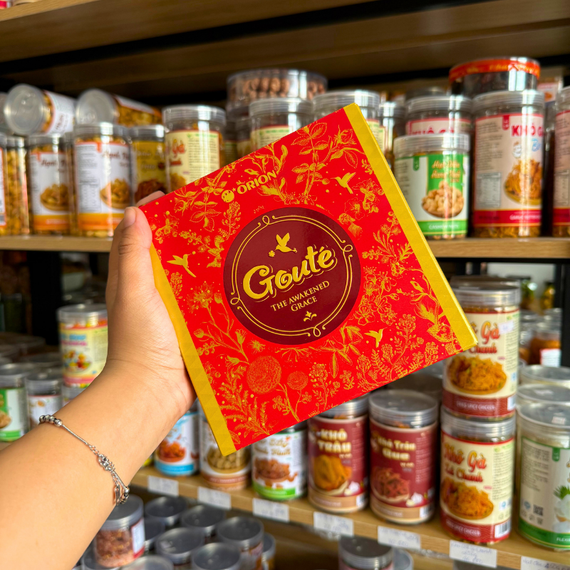 Chuyên sỉ bánh Mè Giòn ORION GOUTE Hộp Giấy Đỏ 158,4g (4 gói x 39,6g) Chuyên sỉ bánh Mè Giòn ORION GOUTE Hộp Giấy Đỏ 158,4g (4 gói x 39,6g)