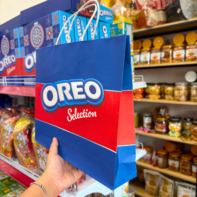 Bánh Oreo Pie (Vị Dâu, Socola, Vani) - Bánh Kinh Đô Oreo 374.4g (15 Gói) - Kèm Túi Bánh Oreo Pie (Vị Dâu, Socola, Vani) - Bánh Kinh Đô Oreo 374.4g (15 Gói) - Kèm Túi