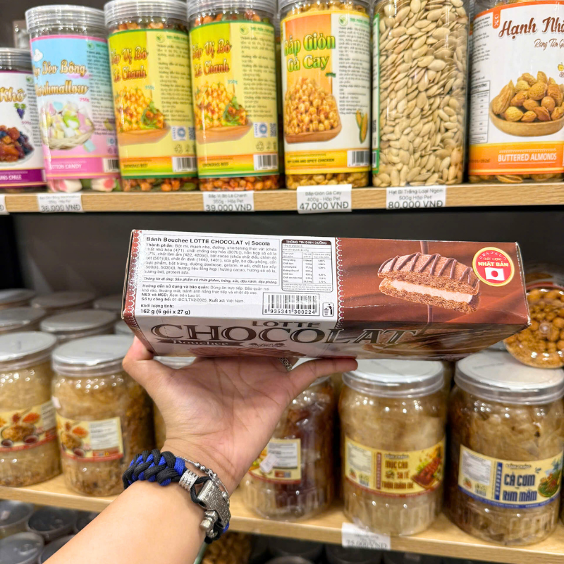 Kho sỉ bánh Bông Lan Phủ Kem LOTTE CHOCOLAT162gr Kho sỉ bánh Bông Lan Phủ Kem LOTTE CHOCOLAT162gr
