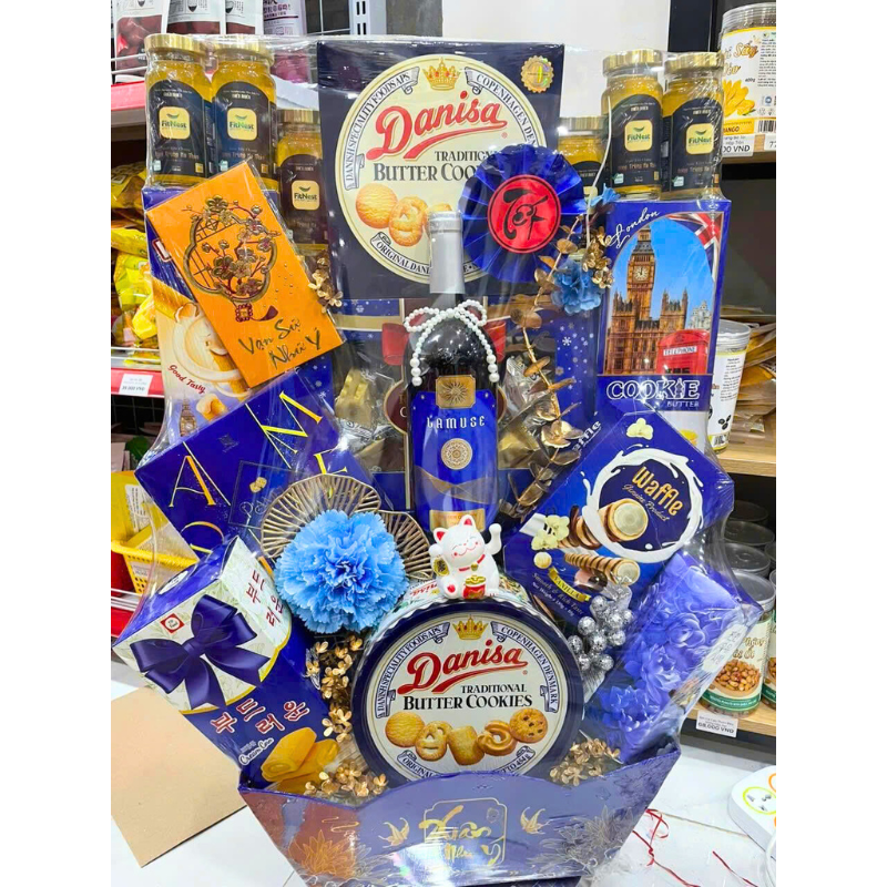Giá sỉ hộp Quà Tết Sang Trọng Xuân Như Ý – Quà Tặng Tết Cho Gia Đình – Quà Trang Trí Tết Đẹp - Giỏ Quà Tết Giá sỉ hộp Quà Tết Sang Trọng Xuân Như Ý – Quà Tặng Tết Cho Gia Đình – Quà Trang Trí Tết Đẹp - Giỏ Quà Tết
