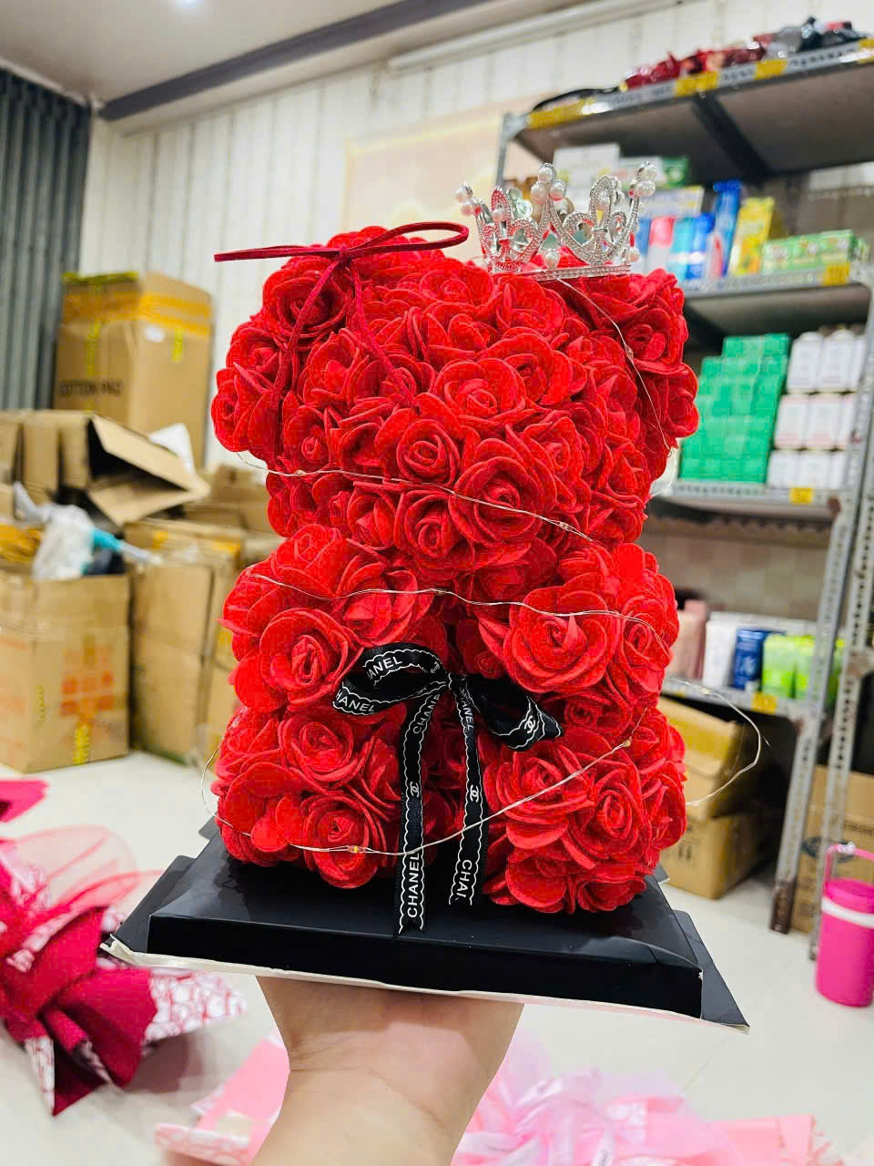 Hộp Quà Tặng Hoa Hồng Gấu Nhân Tạo Hộp Quà Tặng Hoa Hồng Gấu Nhân Tạo