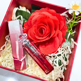 Set Hộp Quà Tặng Son Dưỡng Ẩm Môi Hàn Quốc Embisu Natural Glow Lip Balm - Hộp Hoa Rơm Nhiều Màu - SETQUASONMOI01