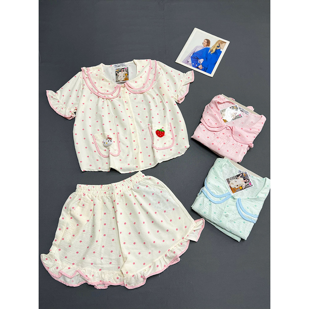 Đồ Bộ Nữ Áo Cổ Sen Tay Ngắn Quần Đùi Họa Tiết Chấm Bi Vải Cotton Hàn Mịn Mát Size 45-62kg Đồ Bộ Nữ Áo Cổ Sen Tay Ngắn Quần Đùi Họa Tiết Chấm Bi Vải Cotton Hàn Mịn Mát Size 45-62kg
